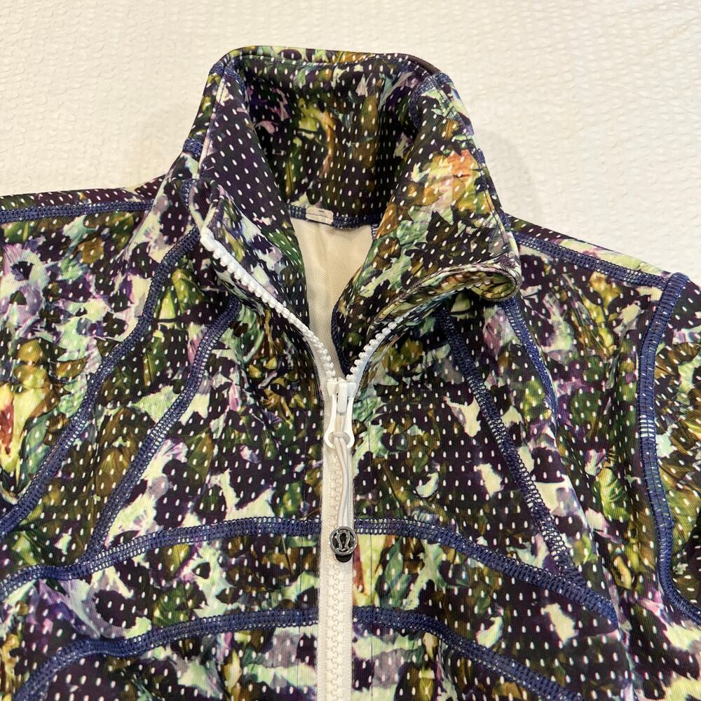 Lululemon define jacket floral 4 women